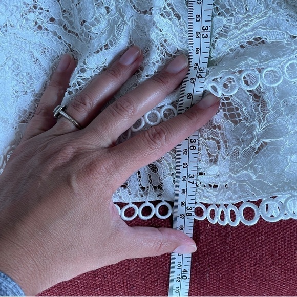 Vince Camuto White & Cream Lace Dress - Picture 8 of 16